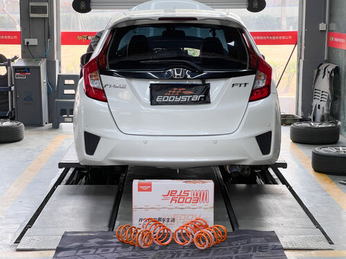 τελευταία εταιρεία περί 2015 Honda Fit 1.5L | EDDY Sport Short Springs Upgrade: A Solution for Optimized Handling and Enhanced Safety